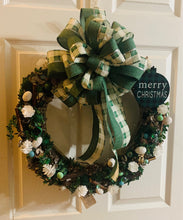 Load image into Gallery viewer, Green &amp; Beige Christmas Wreath with Lights
