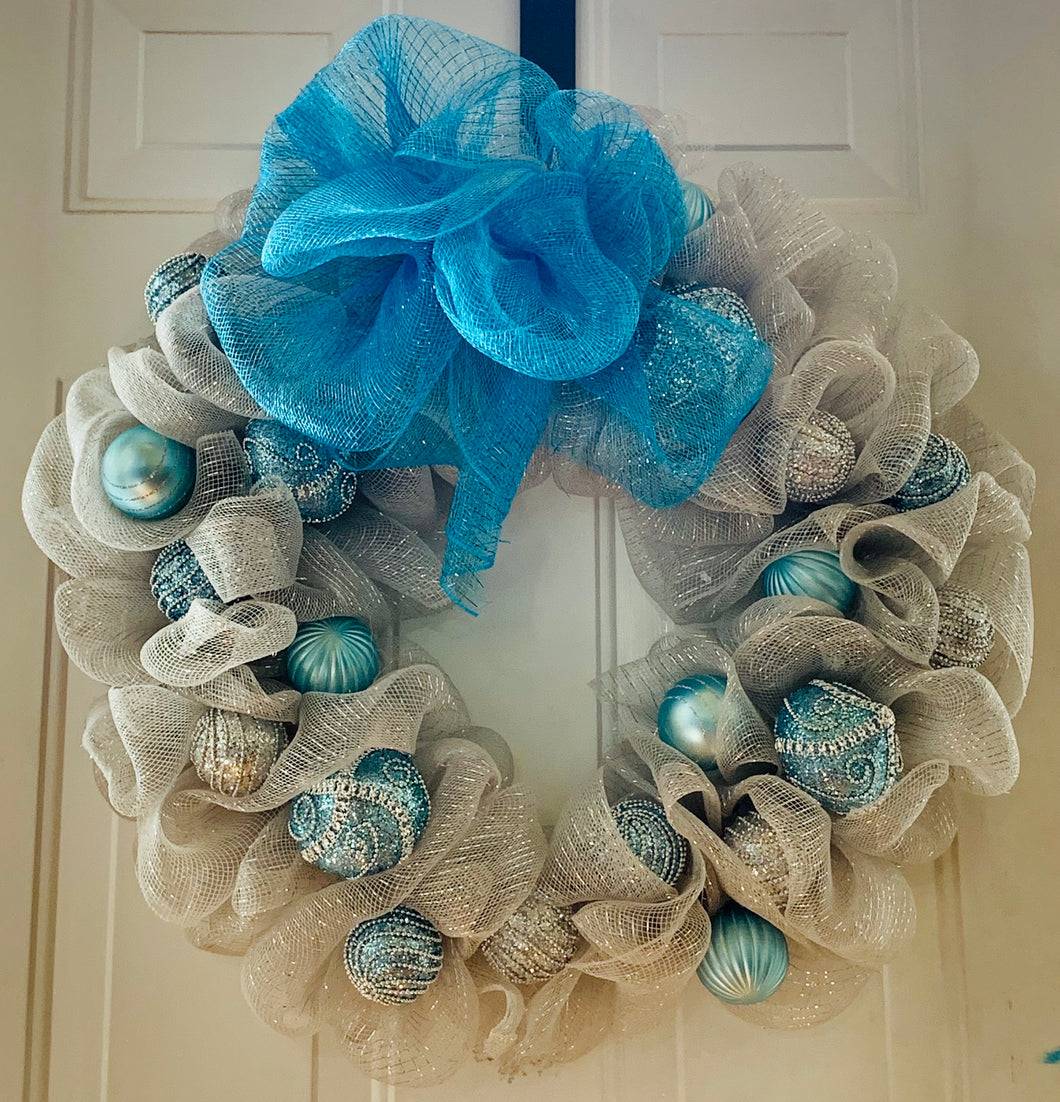 Christmas Wreath - Baby Blue Christmas