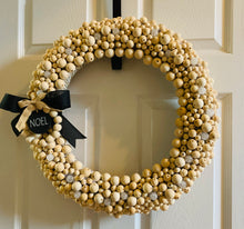 Load image into Gallery viewer, Beige &amp; Bead Noel with Lights
